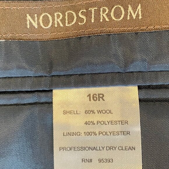 Nordstrom Notch Collar Wool Poly Blend 2 Button Lined Blazer Navy Sz 16R - Picture 13 of 16